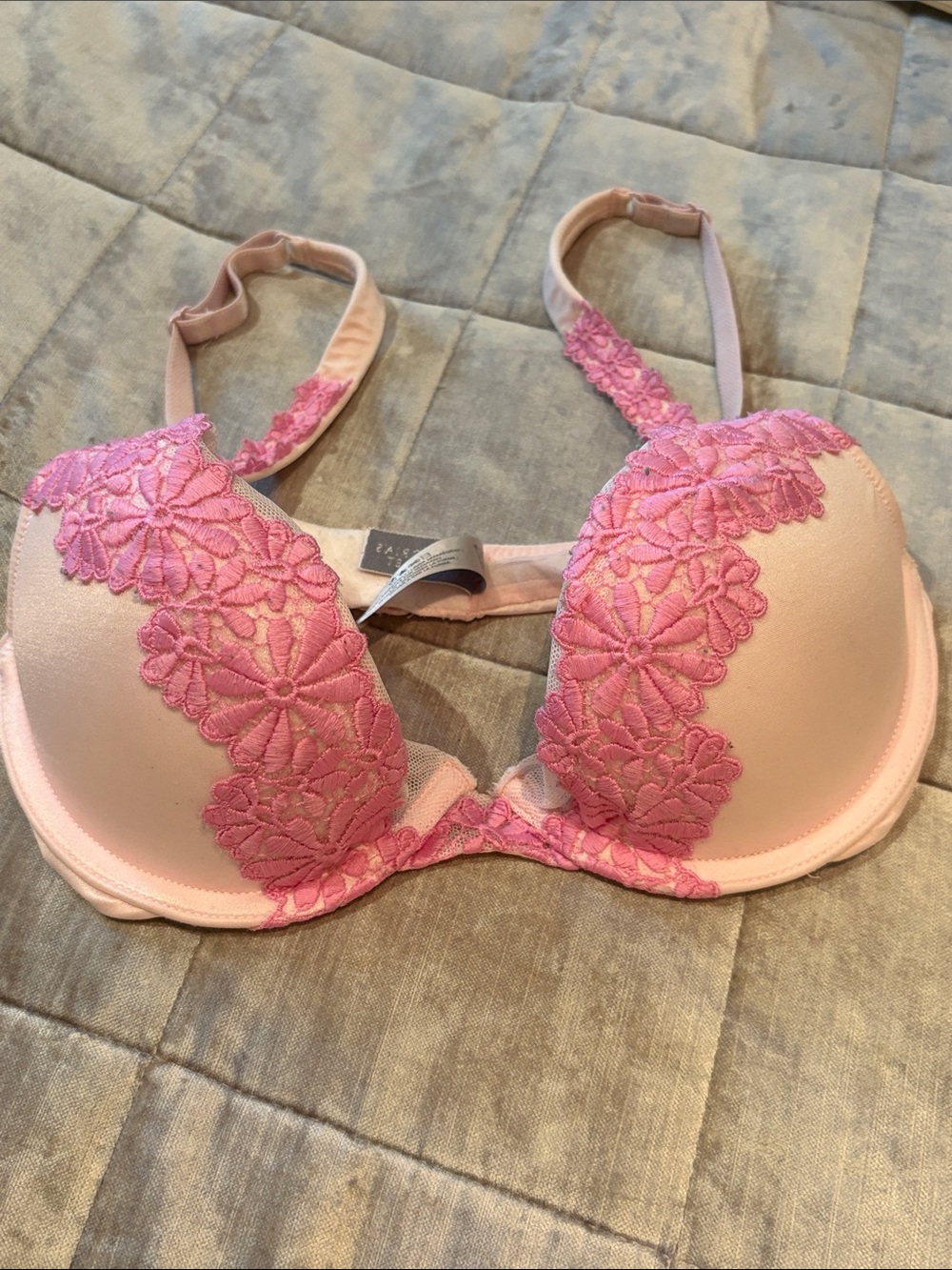 Pink Floral Lace Push-Up Bra Padded Demi Flowers Size 32 C